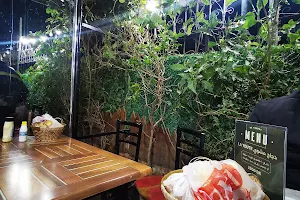 Dz forest restaurant image