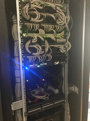 Comentarii opinii despre Quadcore Bt.