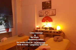 Lotus Massage & Bel Ongle image