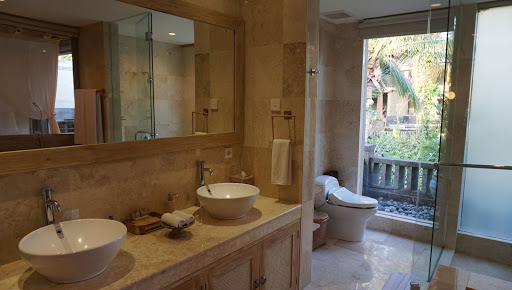 Cruise Agency «World Travel Inc», reviews and photos, 2525 NW Upshur St, Portland, OR 97210, USA