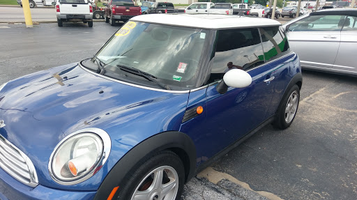 Used Car Dealer «Never Say No Auto», reviews and photos, 1418 N Glenstone Ave, Springfield, MO 65802, USA