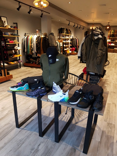 Shoe Store «Shoe Village», reviews and photos, 45-22 162nd St, Flushing, NY 11358, USA