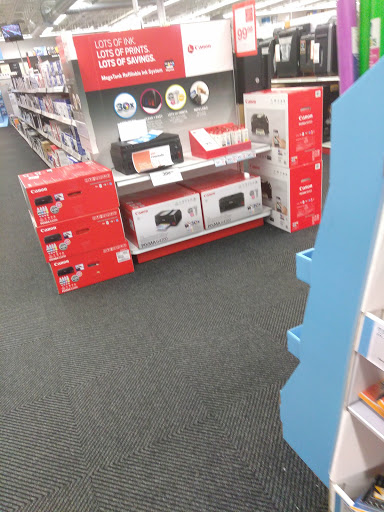 Office Supply Store «Staples», reviews and photos, 111 Middlesex Turnpike, Burlington, MA 01803, USA