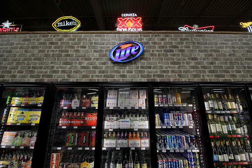 Wine Store «Wine Warehouse of Mantua», reviews and photos, 222 Bridgeton Pike, Mantua Township, NJ 08051, USA