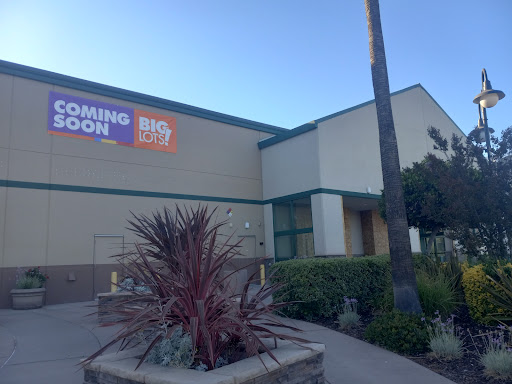 Big Lots, 200 Serra Way #1, Milpitas, CA 95035, USA, 