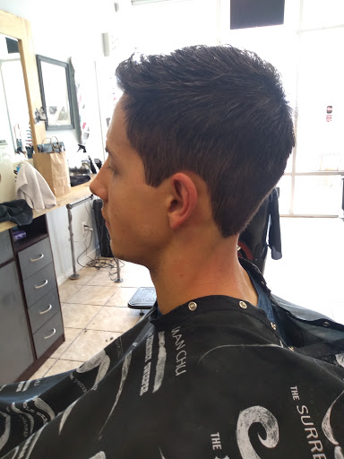 Barber Shop «Cutters Den Barbershop», reviews and photos, 7500 S University Blvd, Centennial, CO 80122, USA