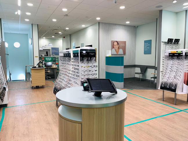 Reviews of Specsavers Opticians and Audiologists - Hammersmith in London - Optician