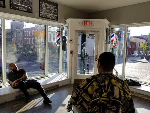 Barber Shop «Clippers Barber Shop», reviews and photos, 4 W Franklin St, Hagerstown, MD 21740, USA