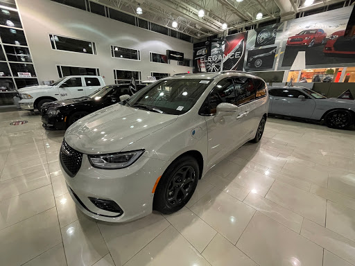 Used Car Dealer «Fields Chrysler Jeep Dodge Sanford», reviews and photos, 750 Towne Center Blvd, Sanford, FL 32771, USA