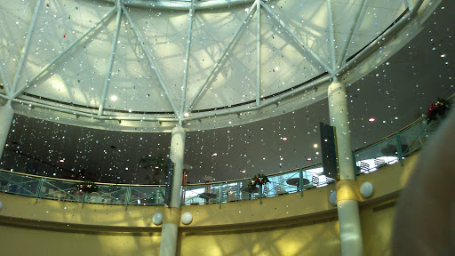 Shopping Mall «Galleria at Erieview», reviews and photos, 1301 E 9th St, Cleveland, OH 44114, USA