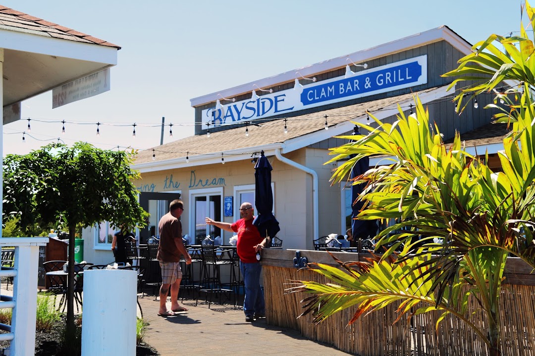 Bayside Clam & Grill Bar