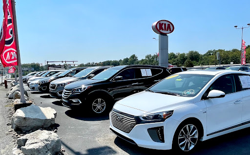 Kia Dealer «Outten Kia», reviews and photos, 900 S Fourth St, Hamburg, PA 19526, USA