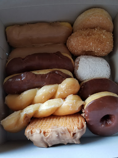 Donut Shop «T & D Donuts», reviews and photos, 6075 N Figarden Dr, Fresno, CA 93722, USA