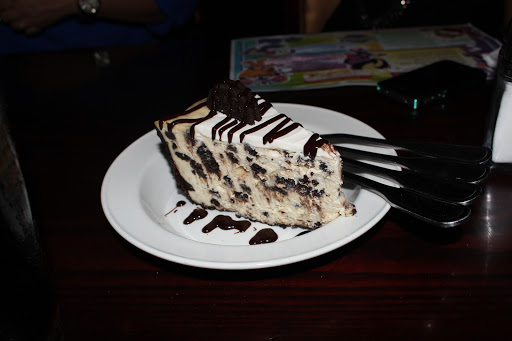 American Restaurant «Hard Rock Cafe», reviews and photos, 6050 Universal Blvd, Orlando, FL 32819, USA