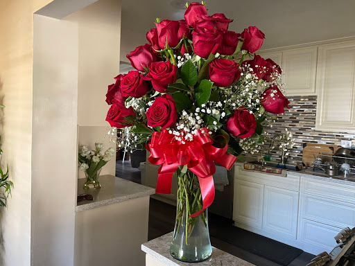 Florist «Downey Chapel Florist», reviews and photos, 11105 Paramount Blvd, Downey, CA 90241, USA