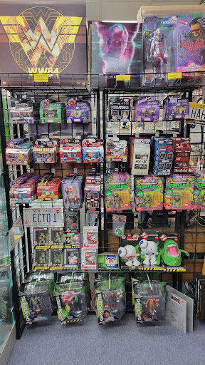 Collectibles Store «Alien Entertainment Store», reviews and photos, 702 S Main St, Lombard, IL 60148, USA