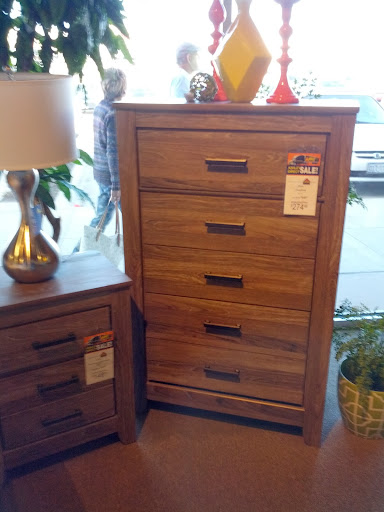 Furniture Store «Ashley HomeStore», reviews and photos, 9100 N Fwy Service Rd E #140, Fort Worth, TX 76177, USA