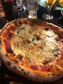 Pizza du Restaurant italien VIA ROMA à Le Pontet - n°20