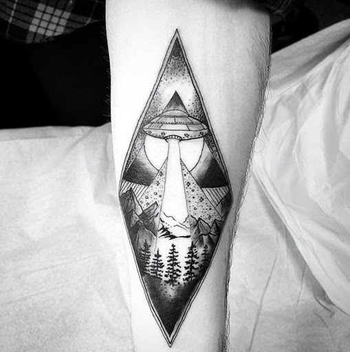 Tattoo Shop «Witch City Ink», reviews and photos, 186-3 Essex St, Salem, MA 01970, USA