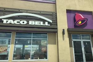 Taco Bell image