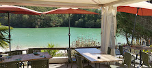 Atmosphère du Restaurant dansant La Guinguette du lac à Lupiac - n°2