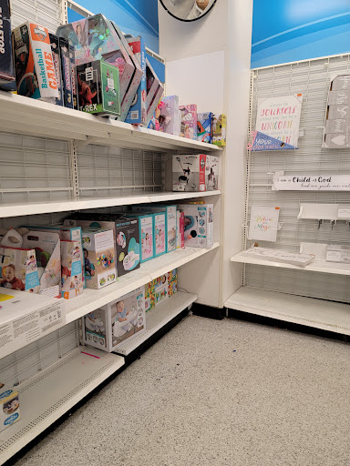 Clothing Store «Ross Dress for Less», reviews and photos, 10822 Sudley Manor Dr, Manassas, VA 20109, USA