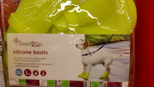 Pet Supply Store «Petco Animal Supplies», reviews and photos, 313 Homer M Adams Pkwy, Alton, IL 62002, USA