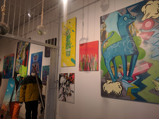 Outdoor Sports Store «Last Minute Gear», reviews and photos, 3156 24th St, San Francisco, CA 94110, USA