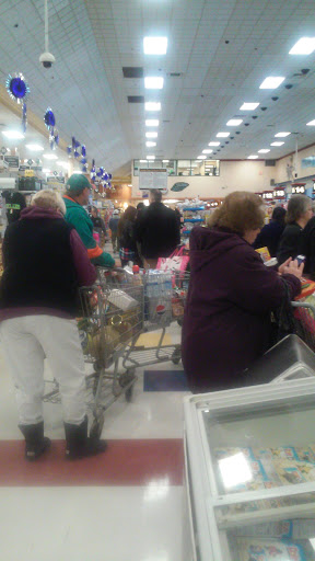 Grocery Store «ShopRite of Fischer Bay», reviews and photos, 860 Fischer Blvd, Toms River, NJ 08753, USA