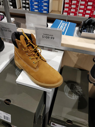 Shoe Store «DSW Designer Shoe Warehouse», reviews and photos, 12922 Middlebrook Road, Germantown, MD 20874, USA