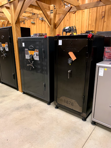 Sporting Goods Store «Fort Thompson Sporting Goods», reviews and photos, 5802 Warden Rd, Sherwood, AR 72120, USA