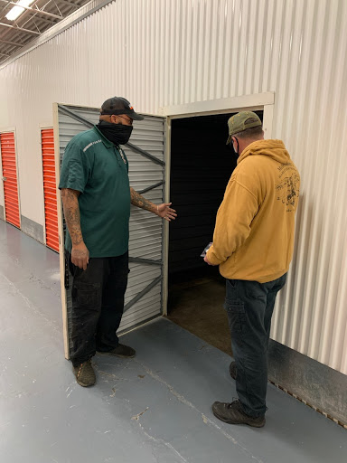 Truck Rental Agency «U-Haul Moving & Storage of Westfield», reviews and photos, 50 Springfield Rd, Westfield, MA 01085, USA