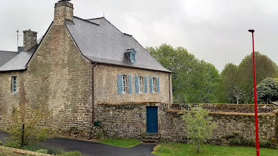 Ancien presbytère à Persquen