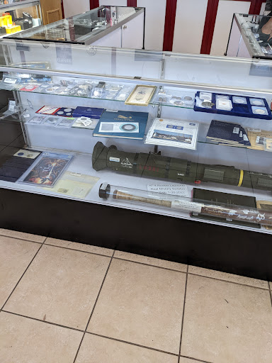 Pawn Shop «Buccaneer Pawn Guns & Gold», reviews and photos, 1750 N Washington Blvd, Sarasota, FL 34234, USA