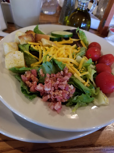 American Restaurant «Cracker Barrel Old Country Store», reviews and photos, 2858 N Glenstone Ave, Springfield, MO 65803, USA