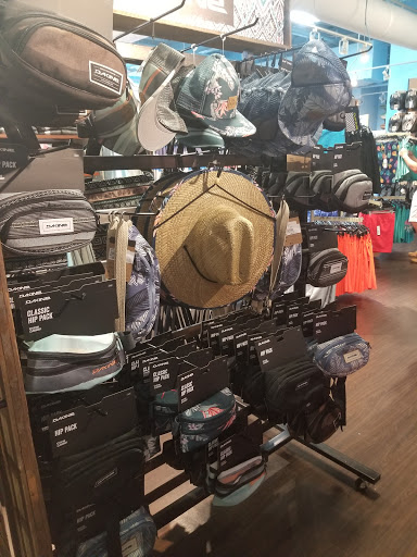 Clothing Store «Ron Jon Surf Shop», reviews and photos, 377 Mandalay Ave, Clearwater Beach, FL 33767, USA