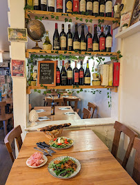 Bar du Restaurant italien AMORE da Francesca - restaurant pizzeria à Paris - n°3