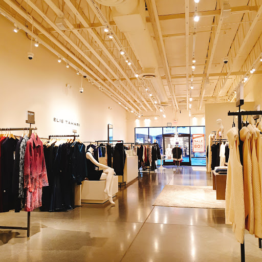 Shopping Mall «Desert Hills Premium Outlets», reviews and photos, 48400 Seminole Dr, Cabazon, CA 92230, USA