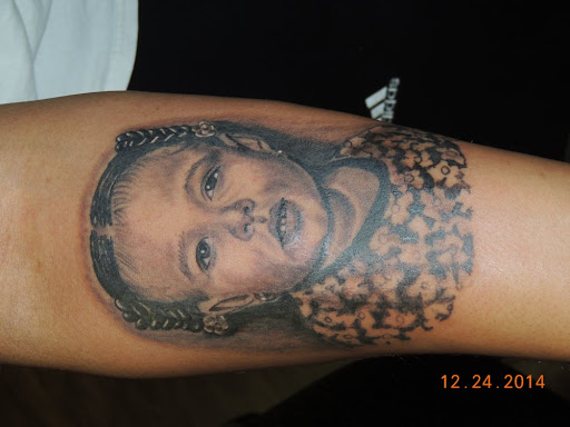 Tattoo Shop «Lizards Ink Tattoo Studio Denton», reviews and photos, 1111 E McKinney St, Denton, TX 76209, USA