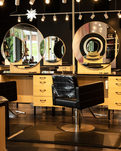 Beauty Salon «Bella Salon & Spa», reviews and photos, 1691 Langley Dr, Hagerstown, MD 21740, USA