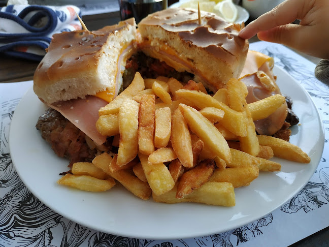 Opiniones de Parrillada La Rueda en Melo - Restaurante