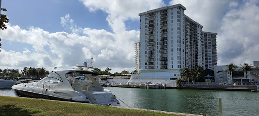 Community Center «Miami Beach JCC», reviews and photos, 4221 Pine Tree Dr, Miami Beach, FL 33140, USA