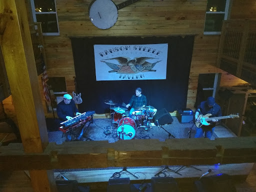 Live Music Venue «Ransom Steele Tavern», reviews and photos, 552 Main St, Apalachin, NY 13732, USA