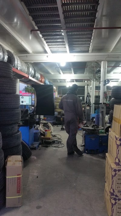 Photos of Almailem Tires Ahmadi AYA-10