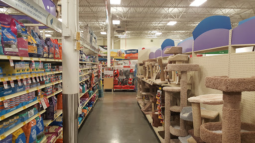 Pet Supply Store «PetSmart», reviews and photos, 3211 Peoples St, Johnson City, TN 37604, USA