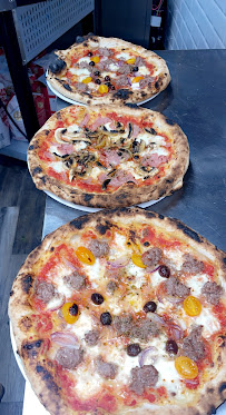 Plats et boissons du Pizzeria LA BELLE ITALIENNE à Toulouse - n°1