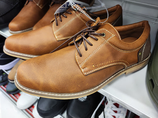 Clothing Store «Ross Dress for Less», reviews and photos, 1580 Foothill Blvd, La Verne, CA 91750, USA