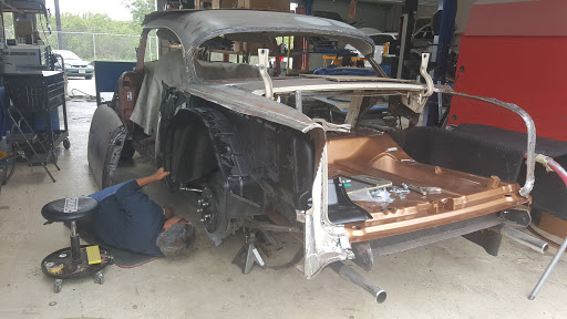 Auto Body Shop «Crossroads Collision Center», reviews and photos, 8803 Oakland Rd, San Antonio, TX 78240, USA