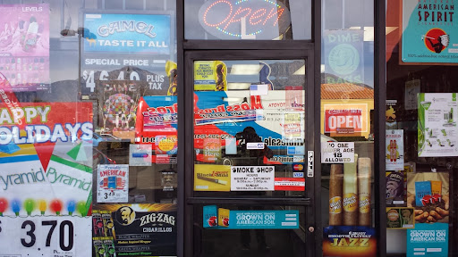 Up In Smoke (Bong Shop), 1466 E Foothill Blvd, Upland, CA 91786, USA, 