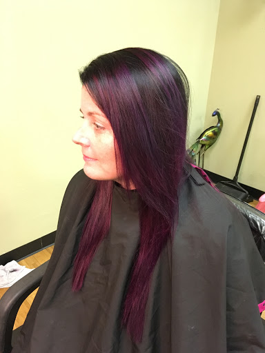 Beauty Salon «Redneck Rockstar/Hair Salon-Misty Wilson», reviews and photos, 2302 Gilmer Rd, Longview, TX 75604, USA